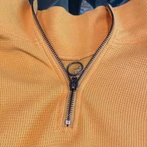 Hollister Oversized Golden Casual Pullover/Shirt